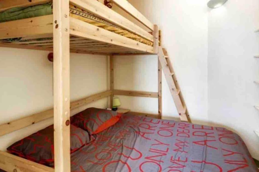 Apartment : De L'ayre